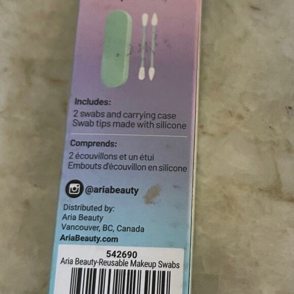 Reusable makeup swabs New in box - Picture 3 of 3